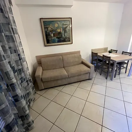 House La Fornace アパート ポンテデーラ